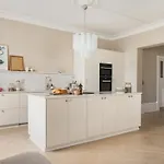 4 Apartament *