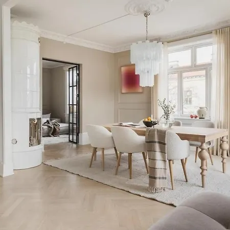 4 * Oslo